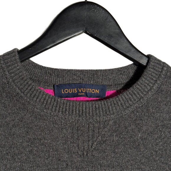 Louis Vuitton FW18 Grey Cashmere Pink Monogram Sweater - Picture 5 of 8